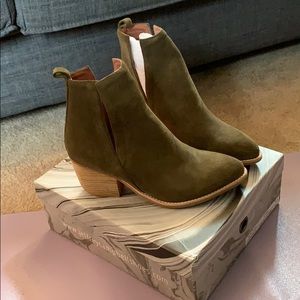 Jeffrey Campbell dark green suede booties